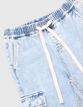Jeans cargo amplio Weekend lavado claro para niña