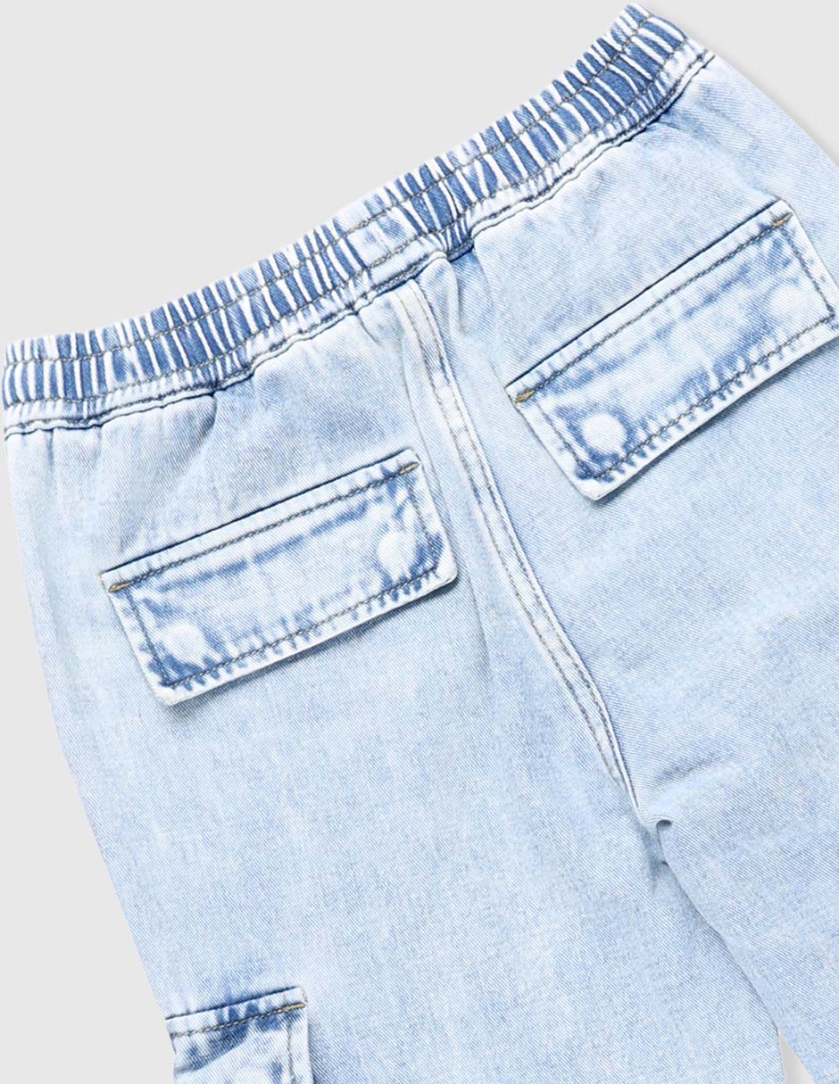 Jeans cargo amplio lavado claro para niña 4